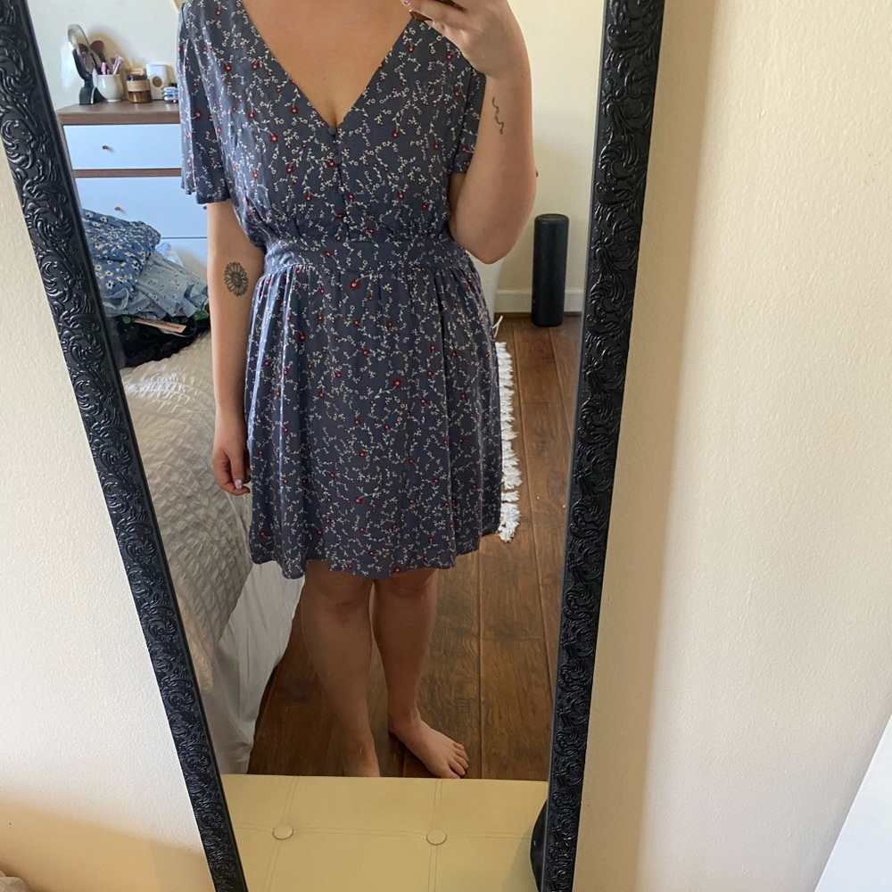 ***NEVER WORN*** Blue Floral Cottagecore dress